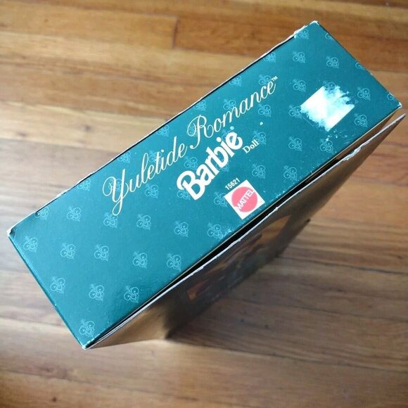 Yuletide Romance Barbie Third in the Series 1996 Mattel 15621 Hallmark SE NRFB - Picture 12 of 12